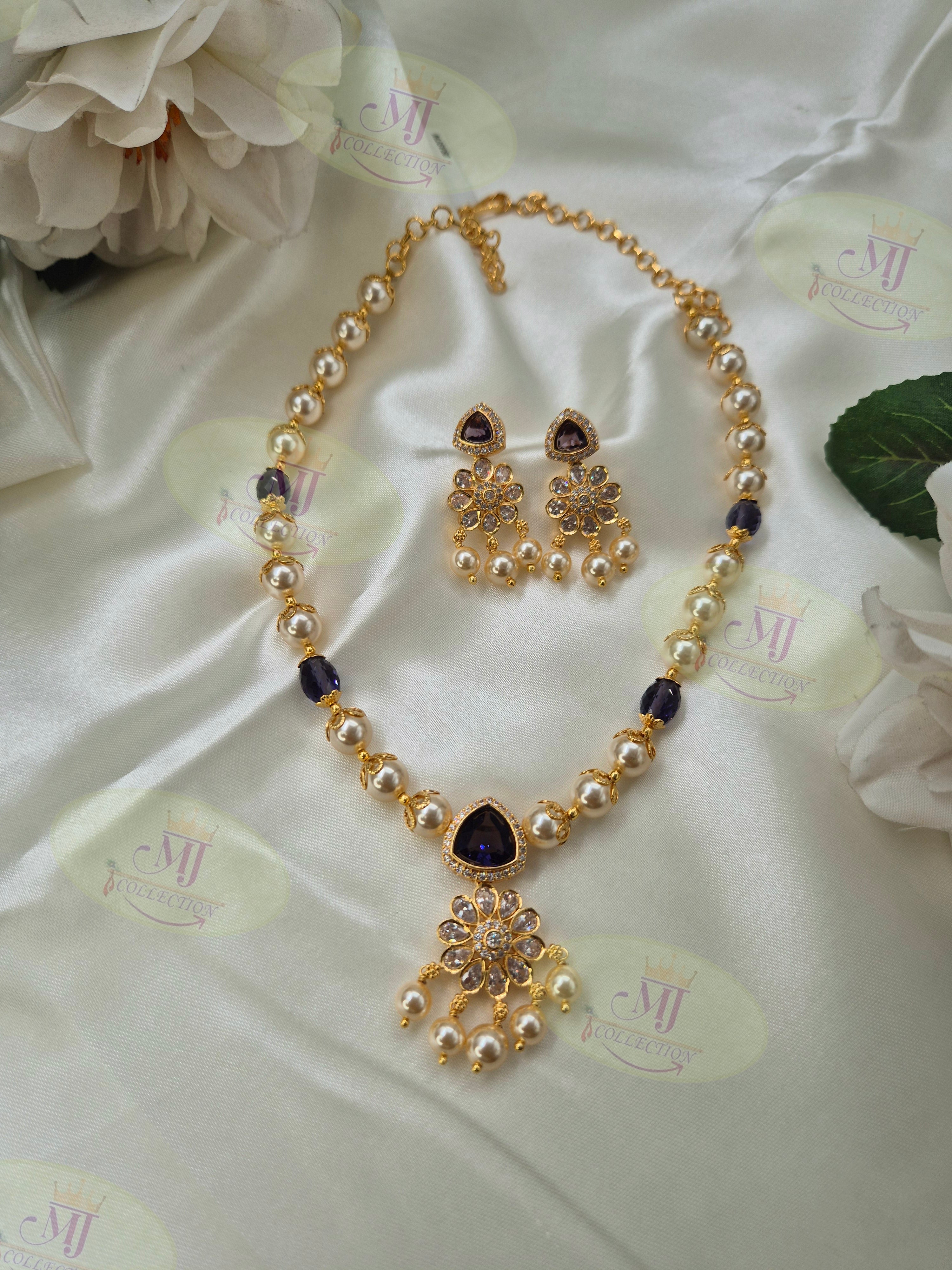 PREMIUM MOTI NECKLACE