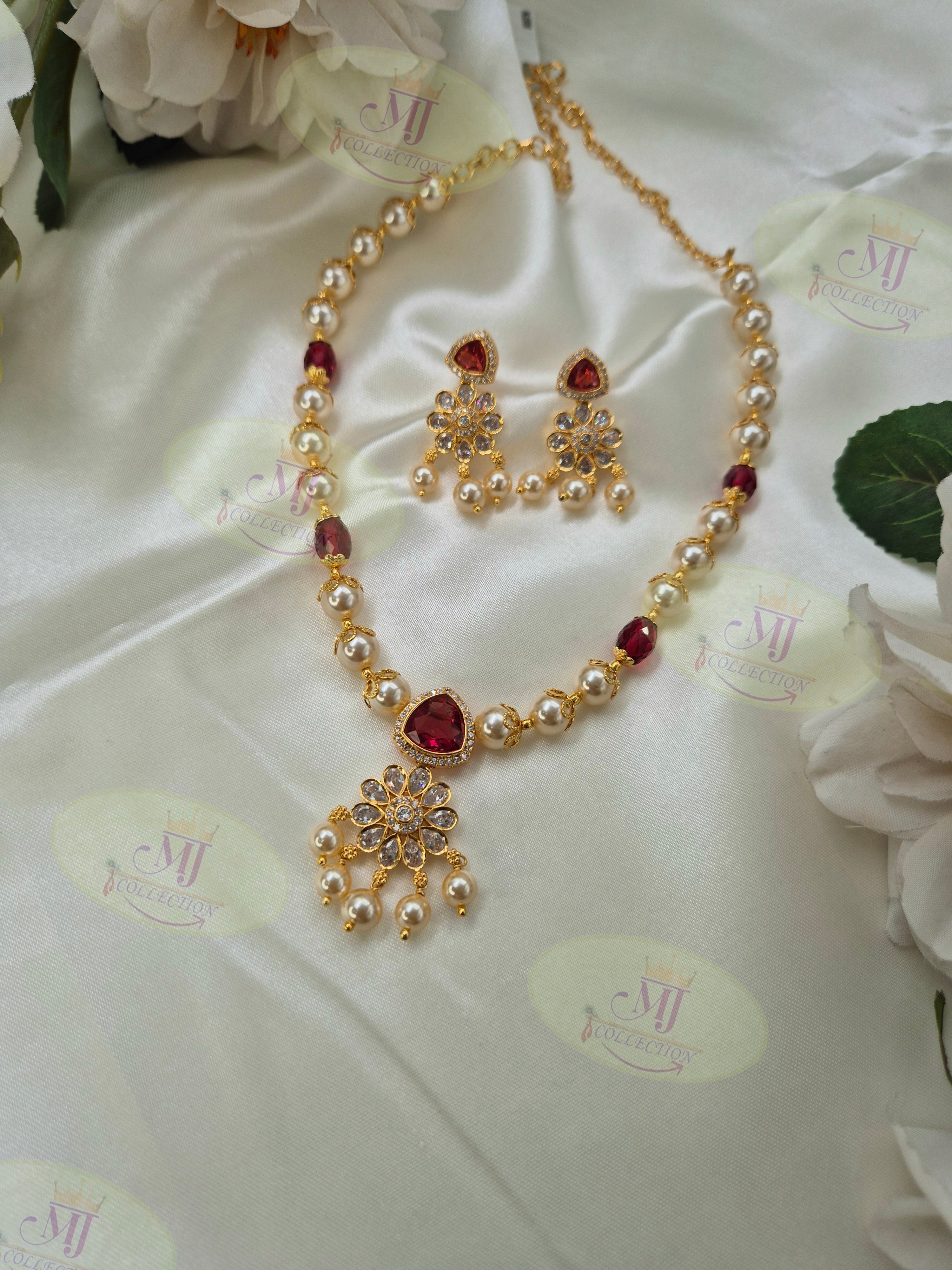 PREMIUM MOTI NECKLACE