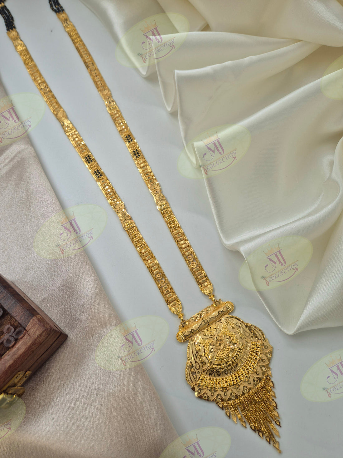 FLORAL DESIGNER MANGALSUTRA