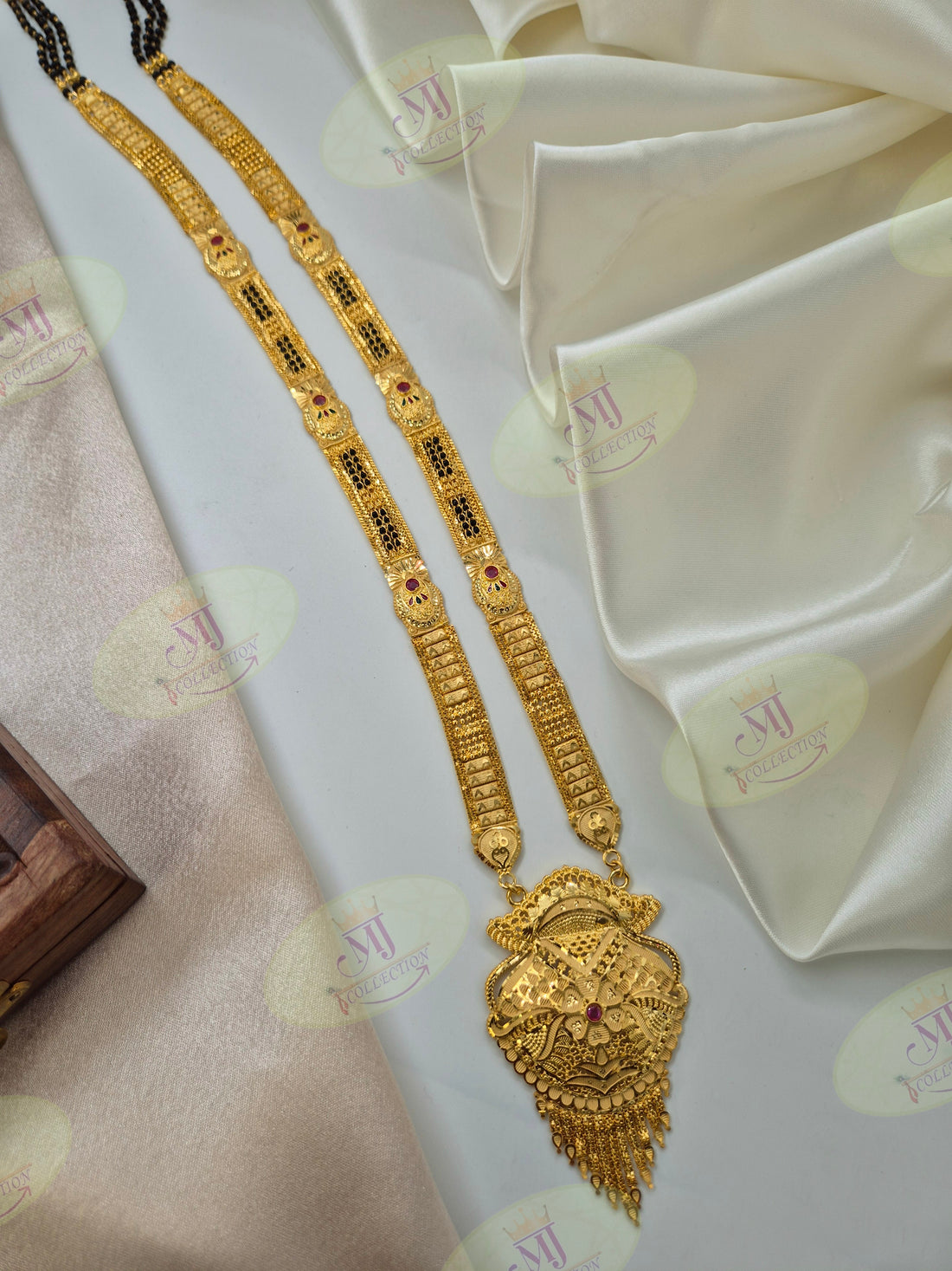 FLORAL RUBY MANGALSUTRA