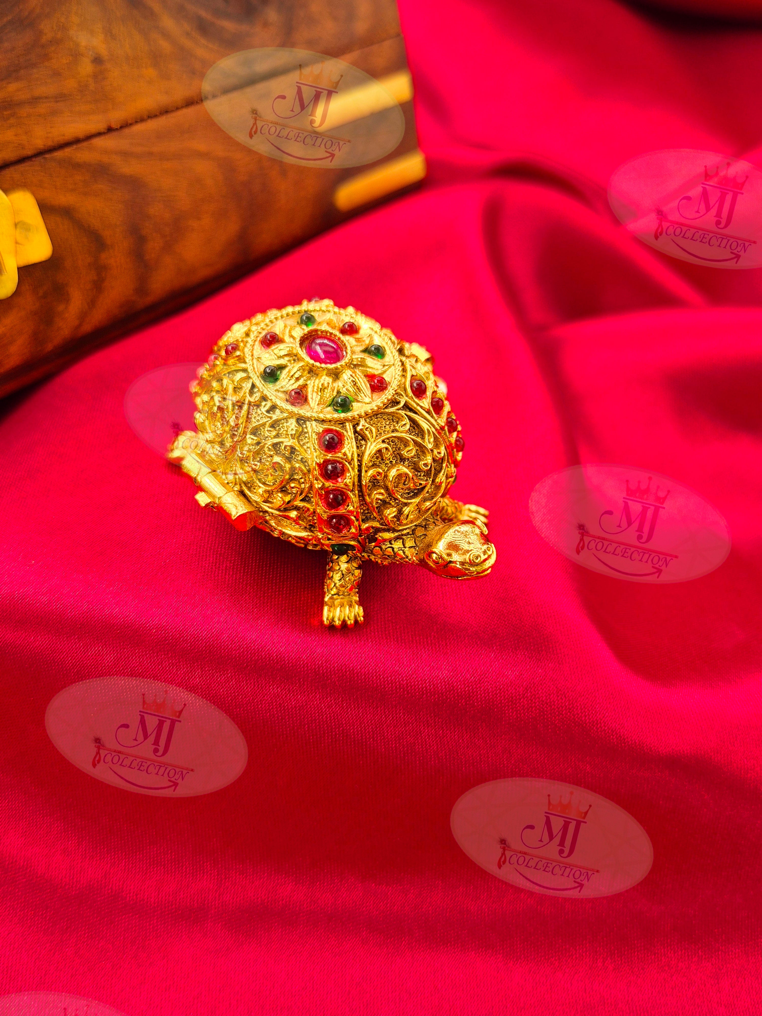 ALLURING TURRTLE KARANDA