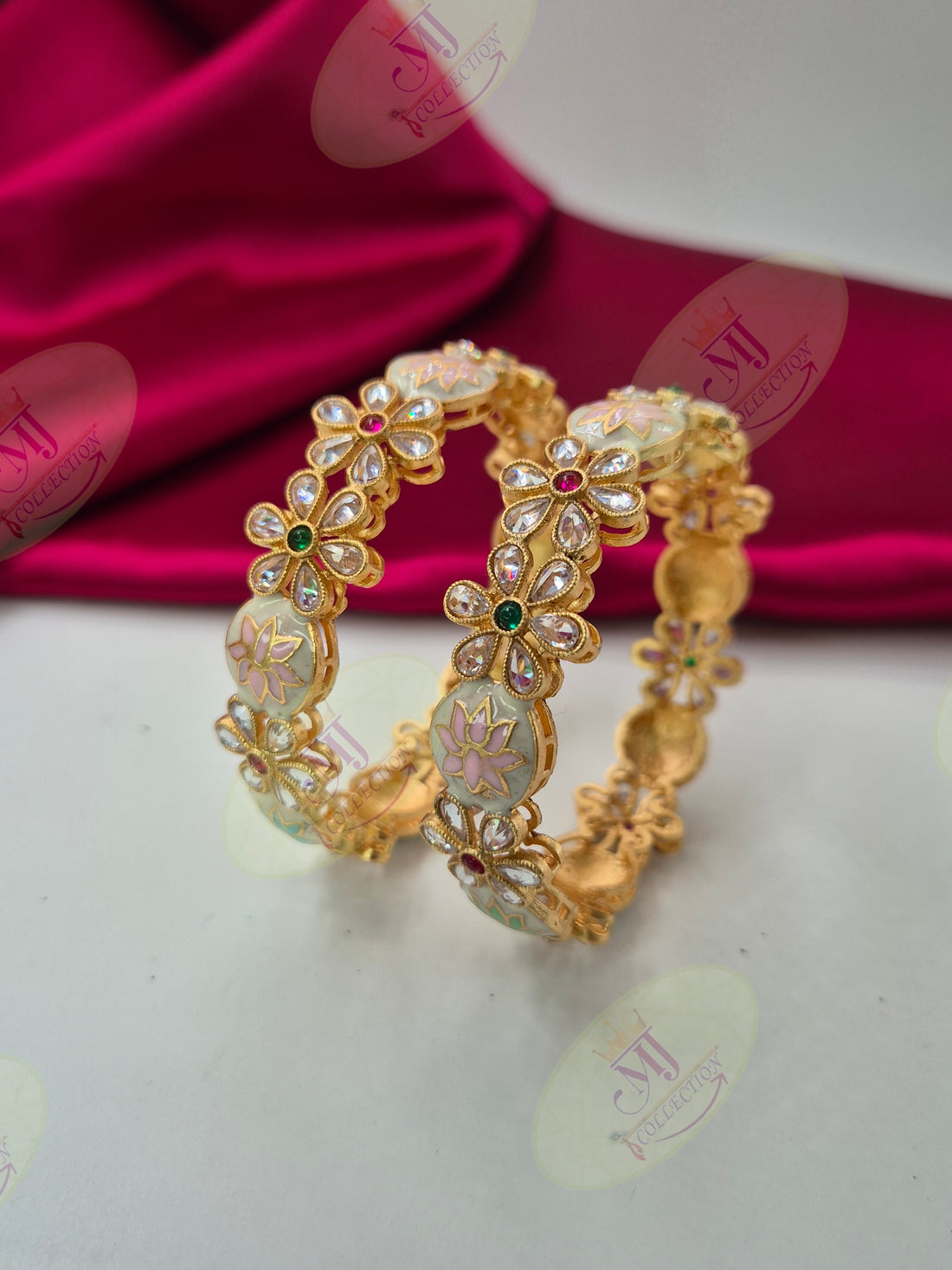 FANCY BANGLES 41