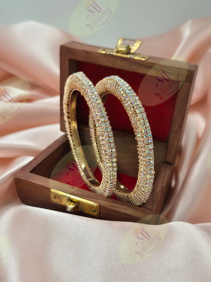 FANCY BANGLES 31
