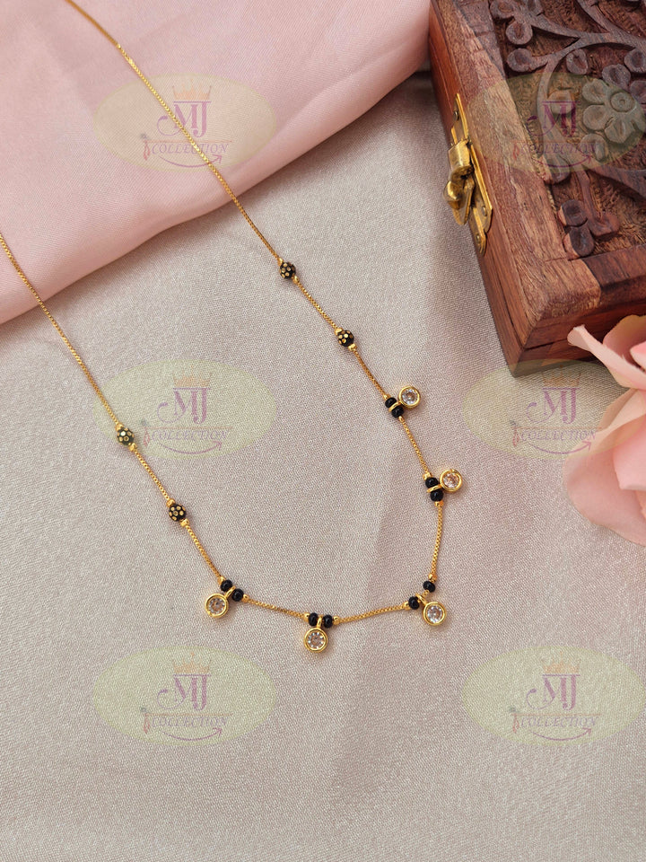 Elegant Dot Mangalsutra