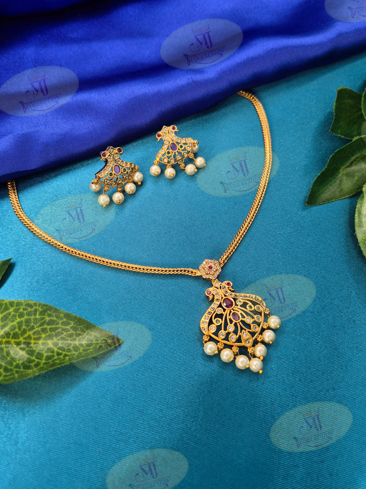 RITI NECKLACE