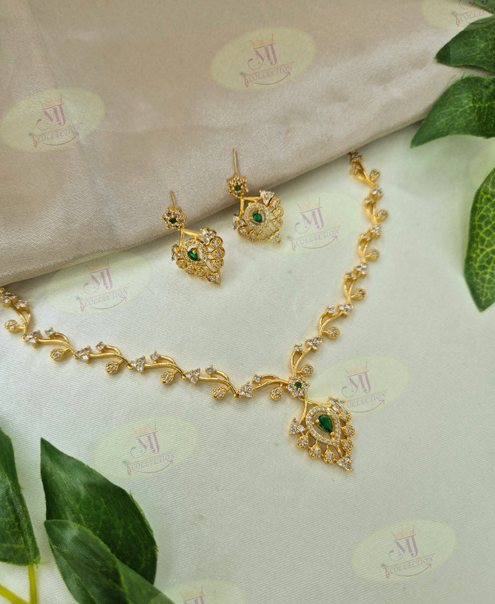 PRANISHA NECKLACE 1