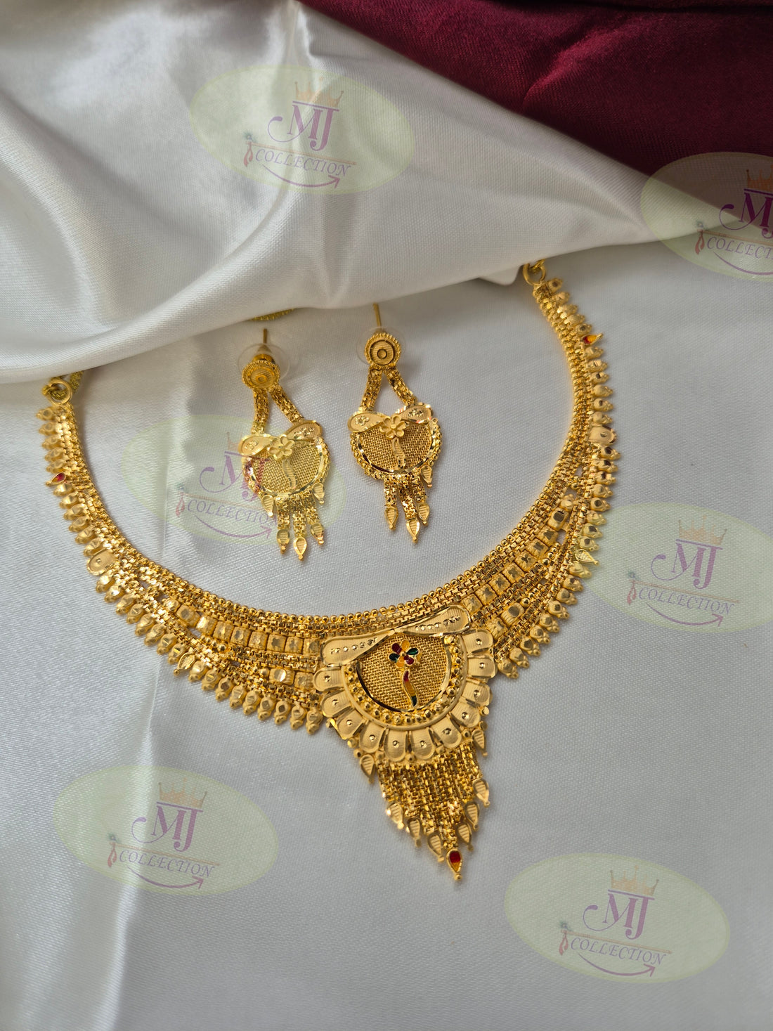 RAJARANI NECKLACE
