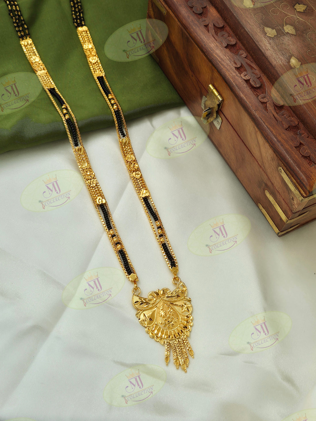SHEFALI MANGALSUTRA
