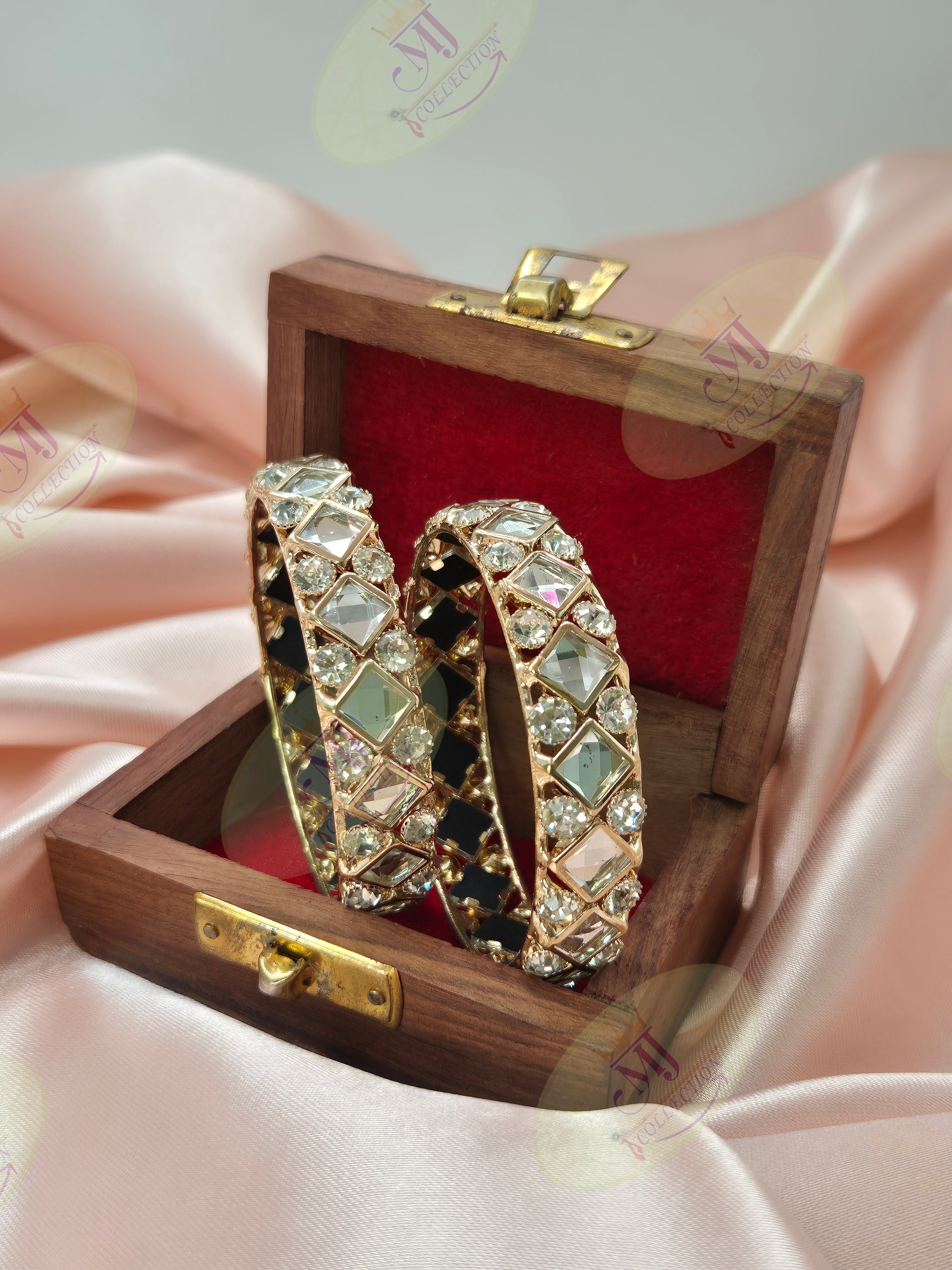 FANCY BANGLES 35