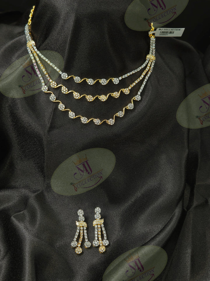 THREE LAYER DIAMOND NECKLACE