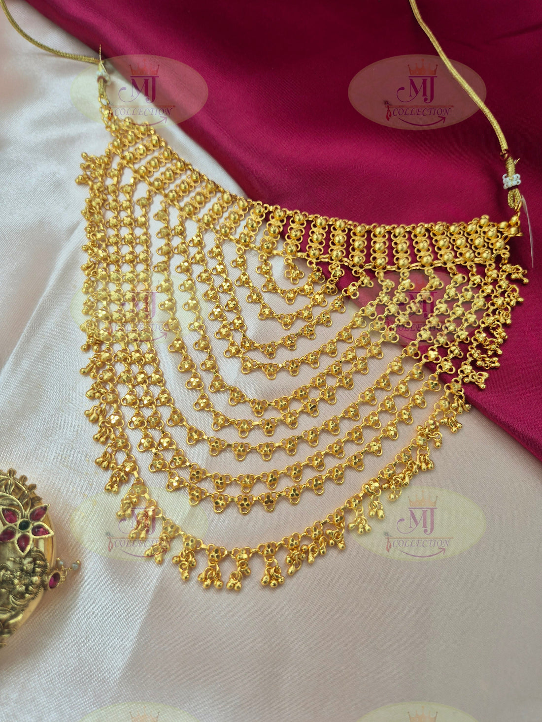 LAYER CHANDAN NECKLACE