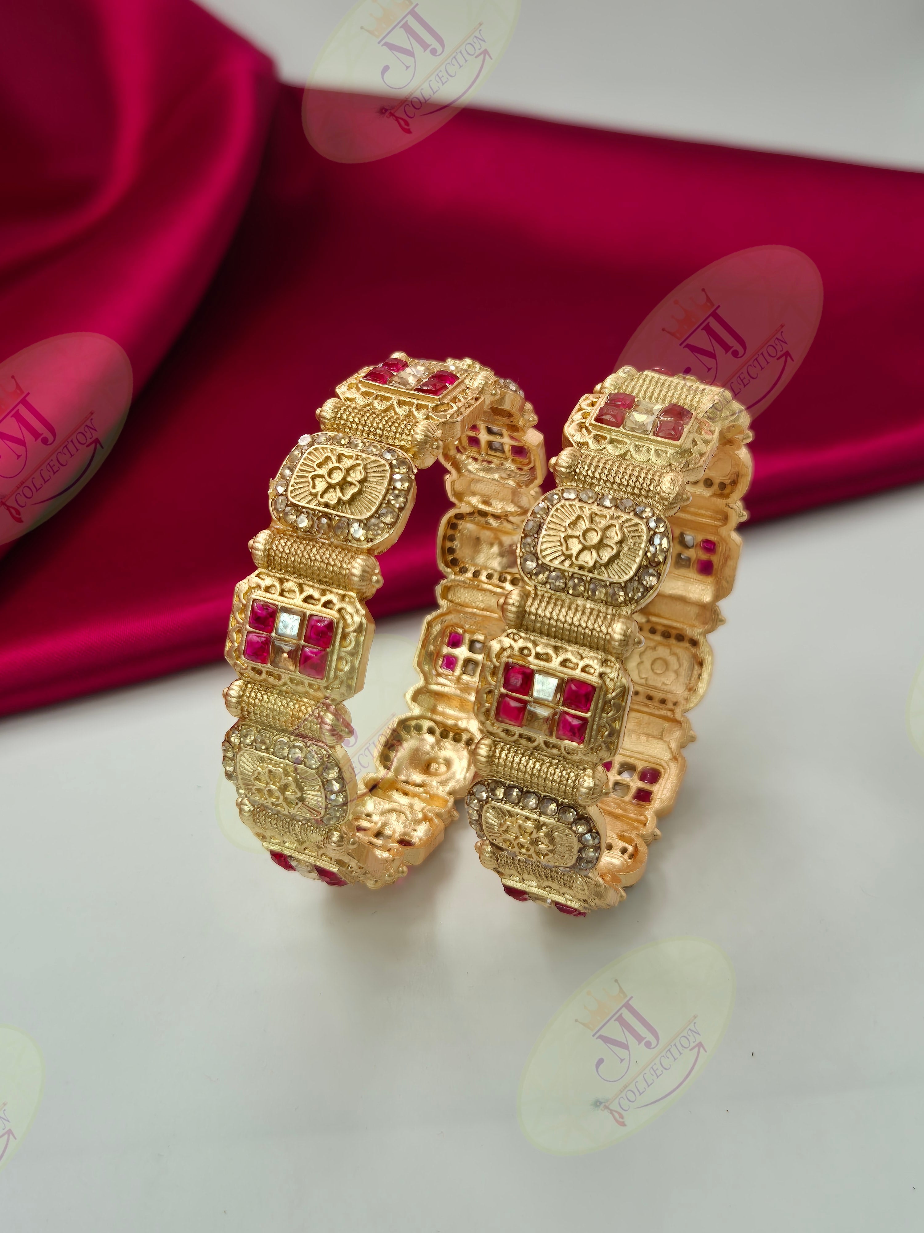FANCY BANGLES 16