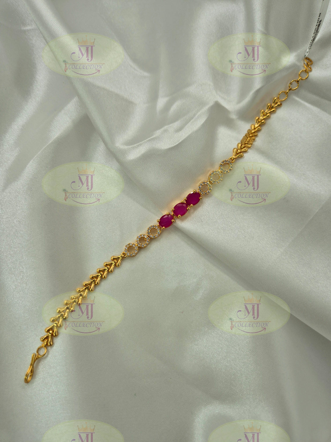 BRACELET 25
