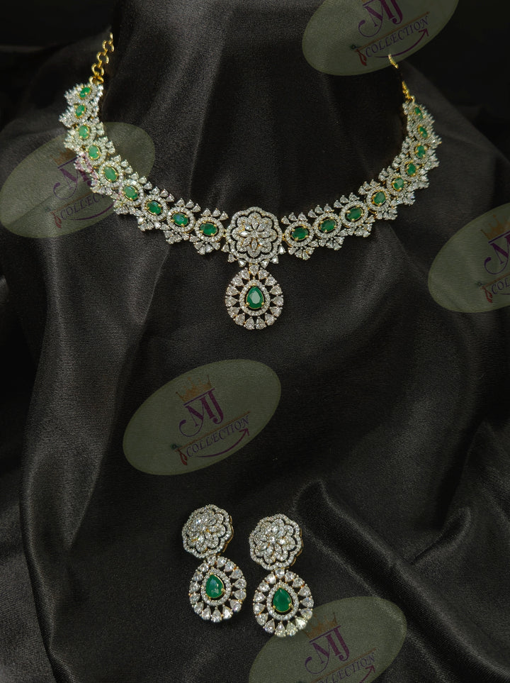 ZIVA DIAMOND NECKLACE