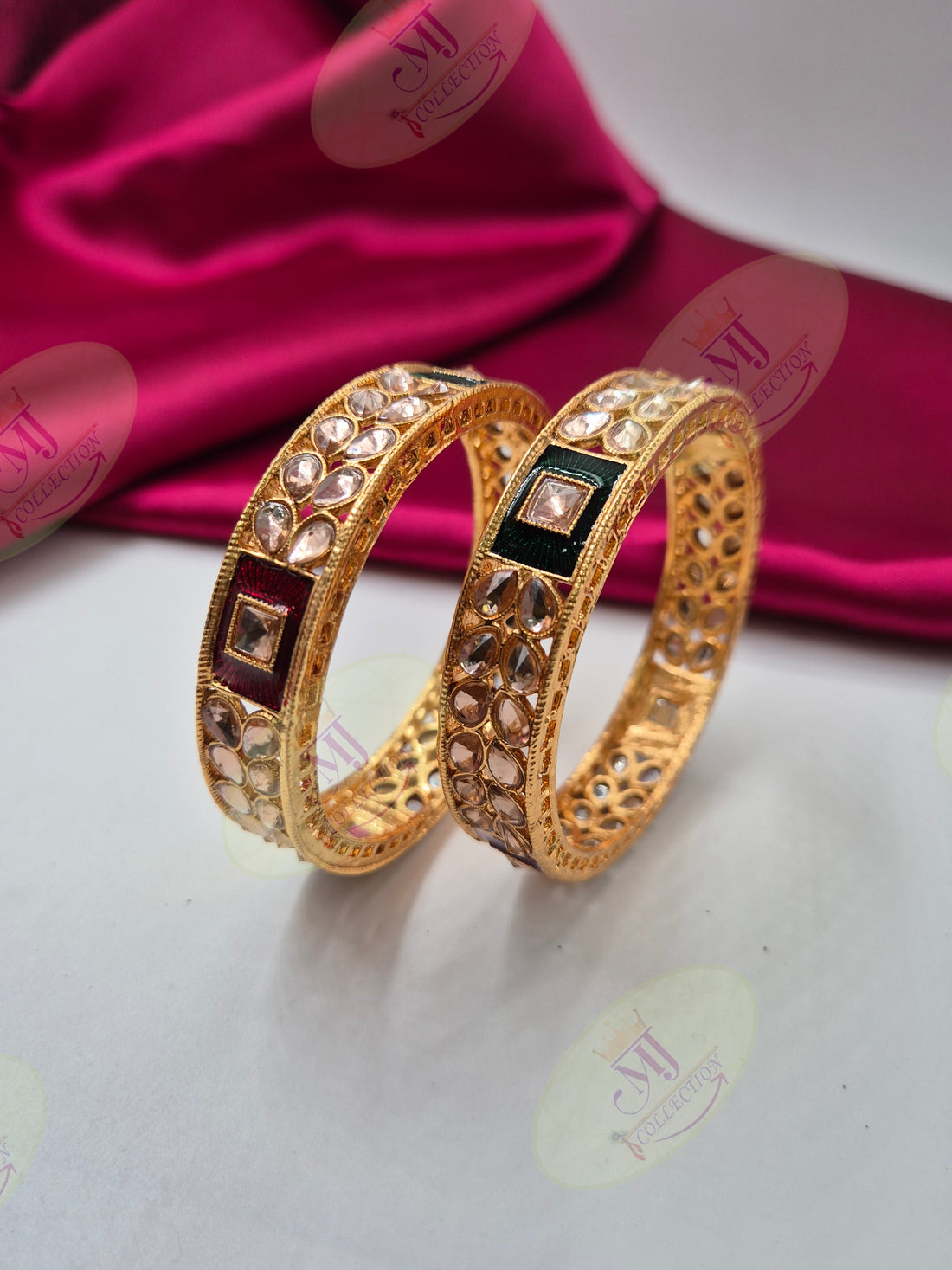 FANCY BANGLES 39