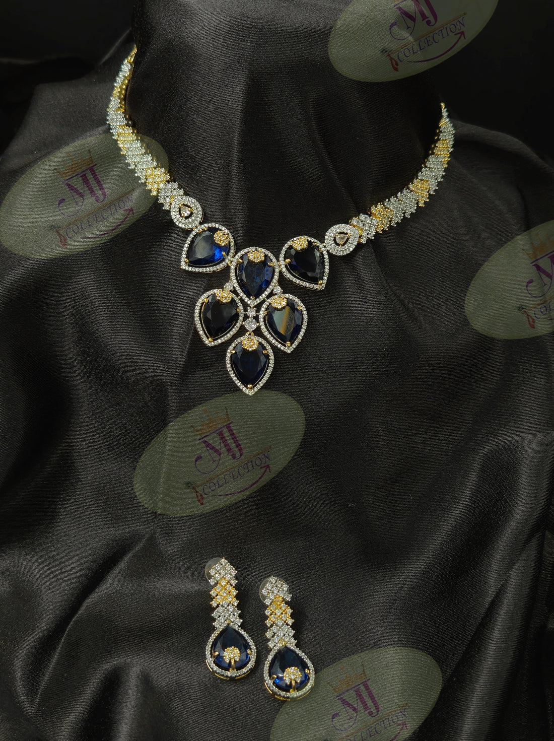 RIVYA DIAMOND NECKLACE