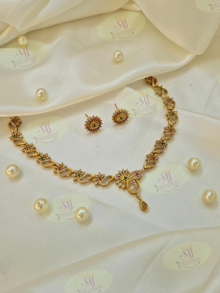 RIV NECKLACE