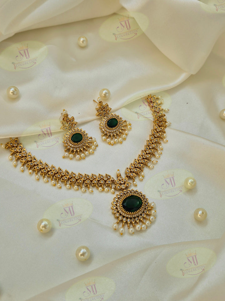 SHRISHA NECKLACE