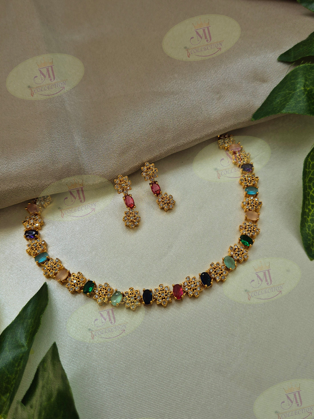 DELICATE NECKLACE 6