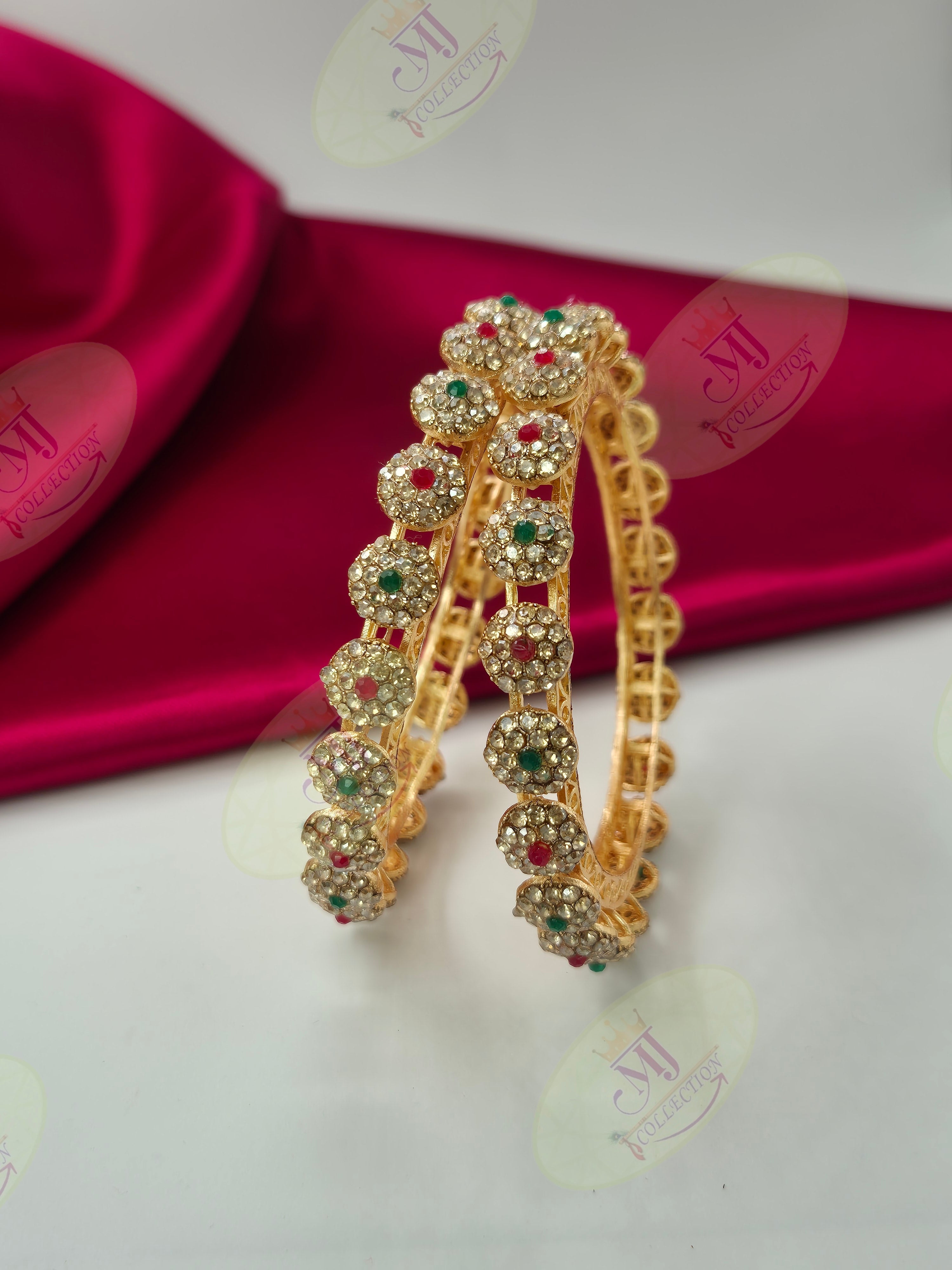 FANCY BANGLES 18