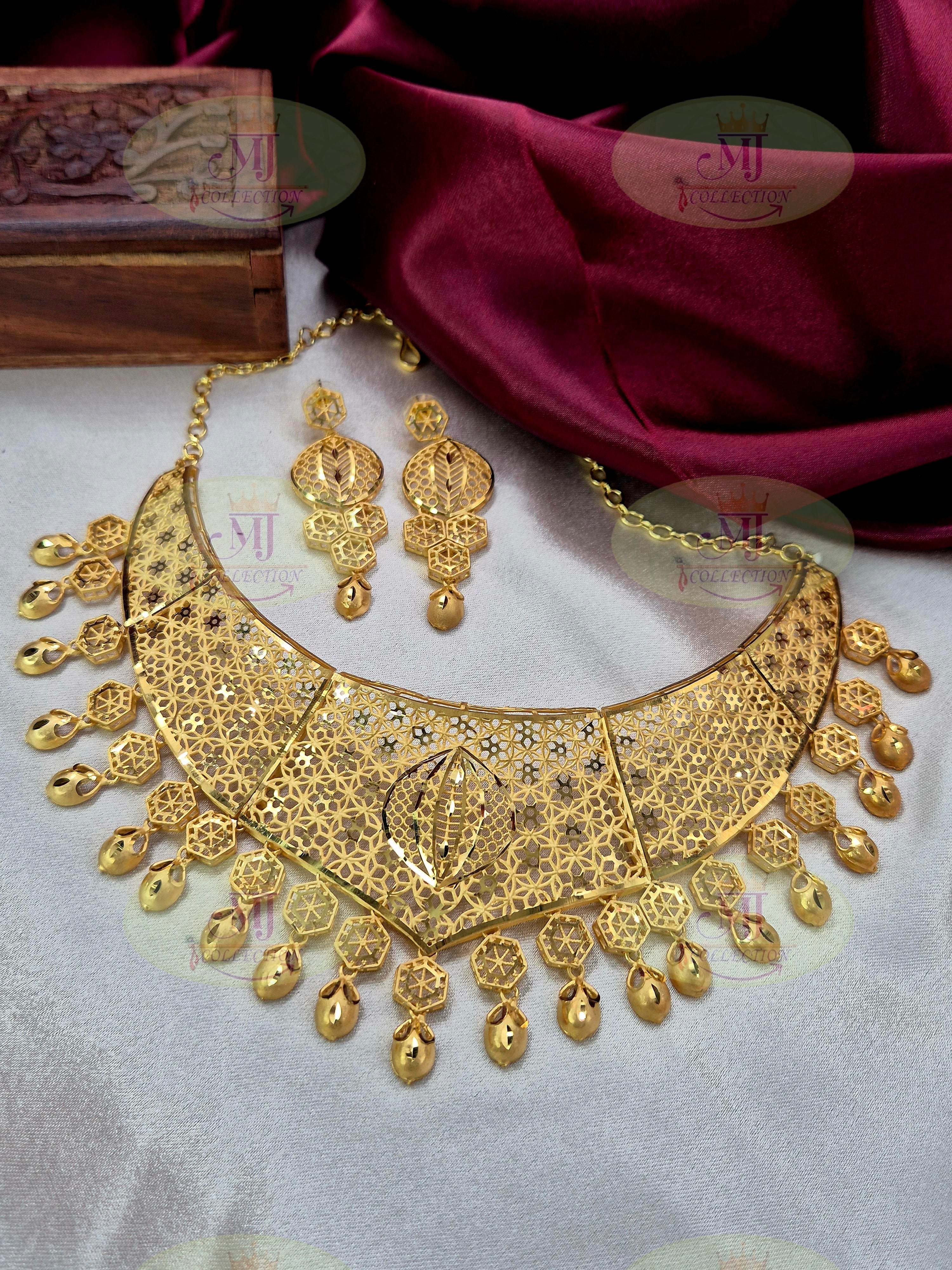 TURKISH CHOKER 1