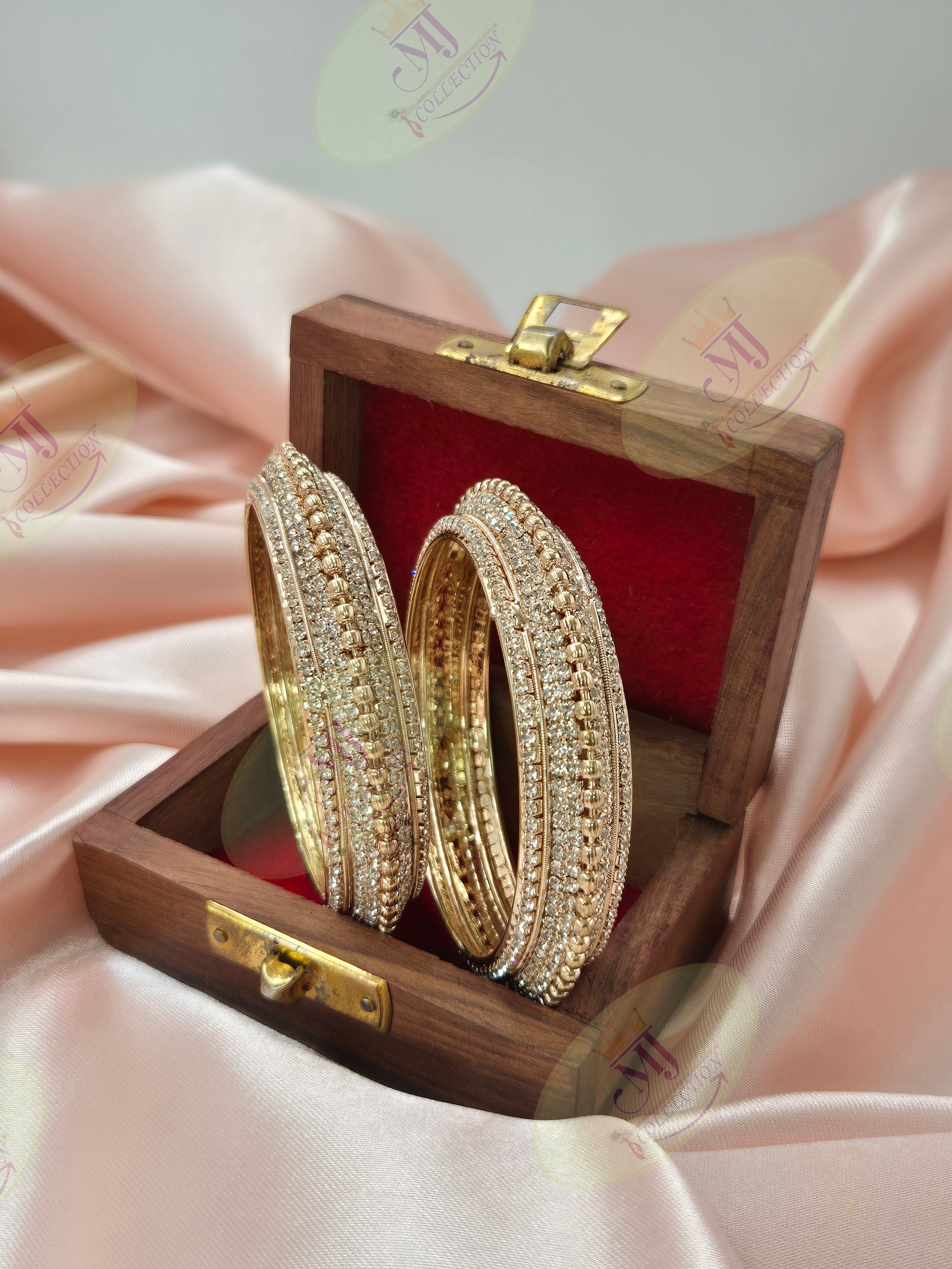 FANCY BANGLES 34