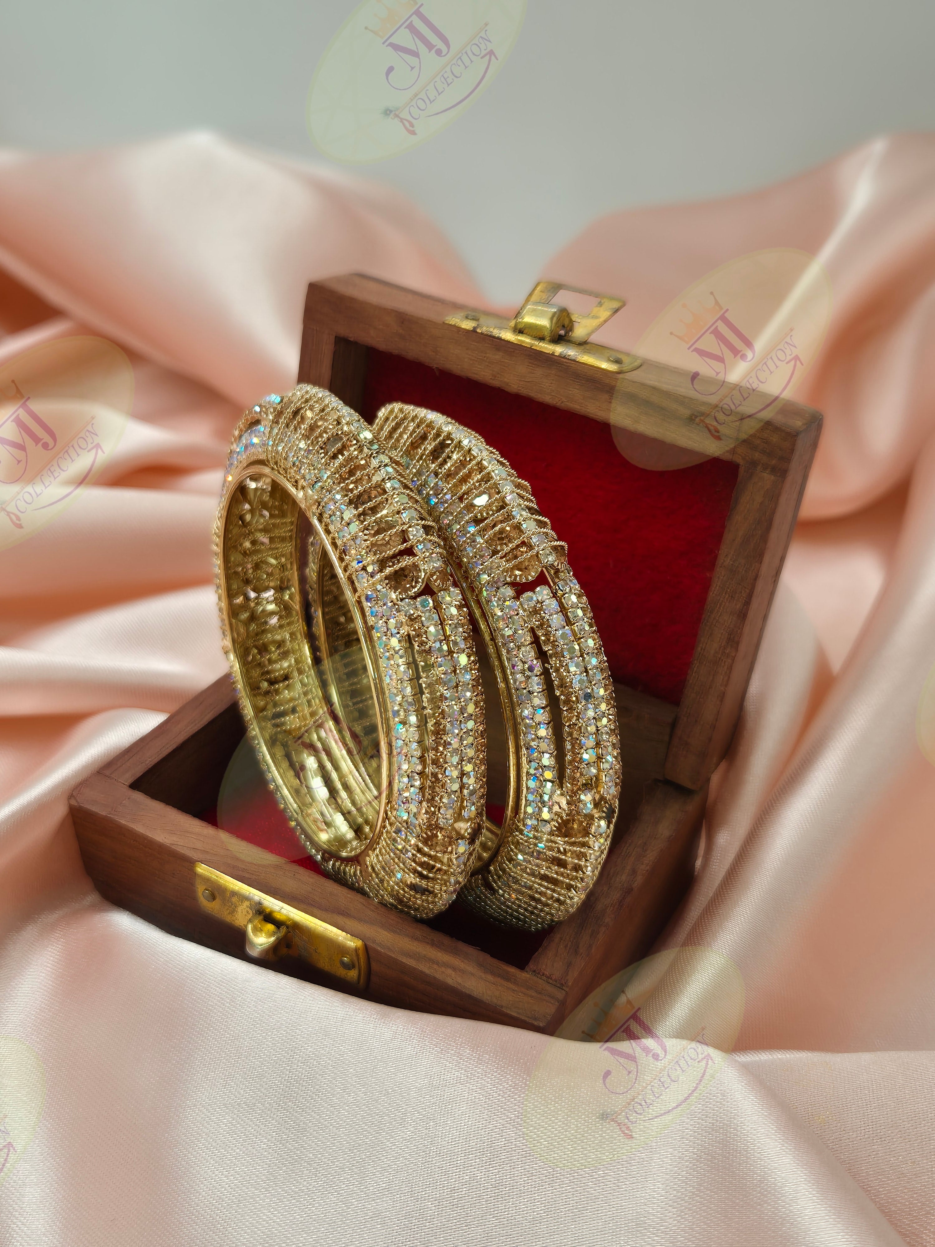 FANCY BANGLES 29