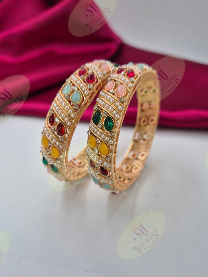 FANCY BANGLES 40