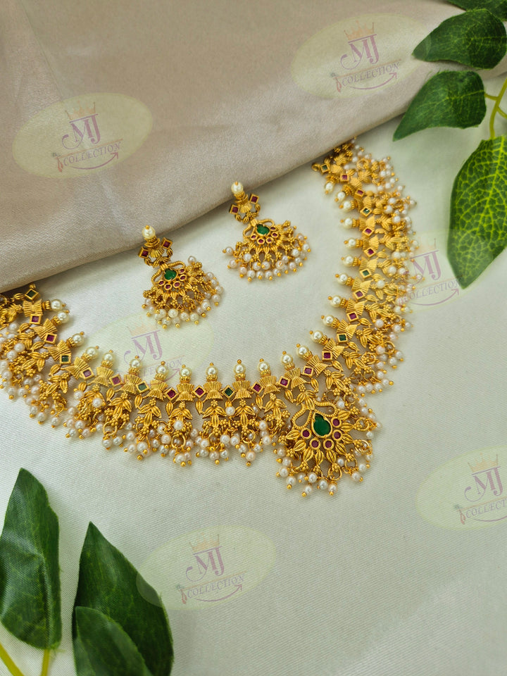 SOUTH INDIAN NECKLACE