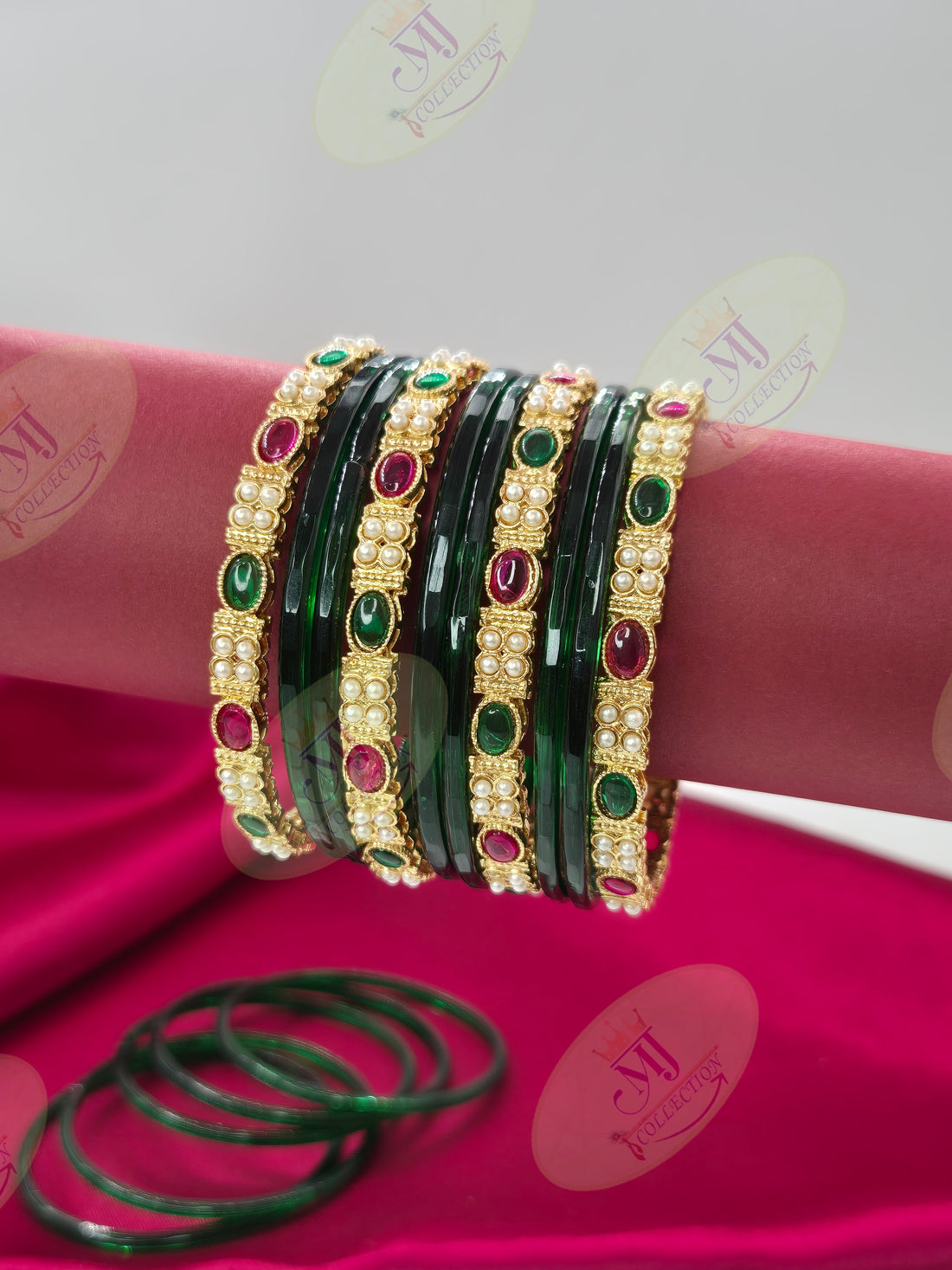 FANCY BANGLES 46