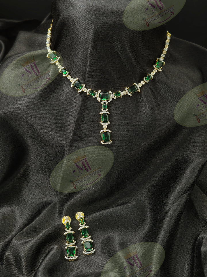 SAAVI GREEN DIAMOND NECKLACE