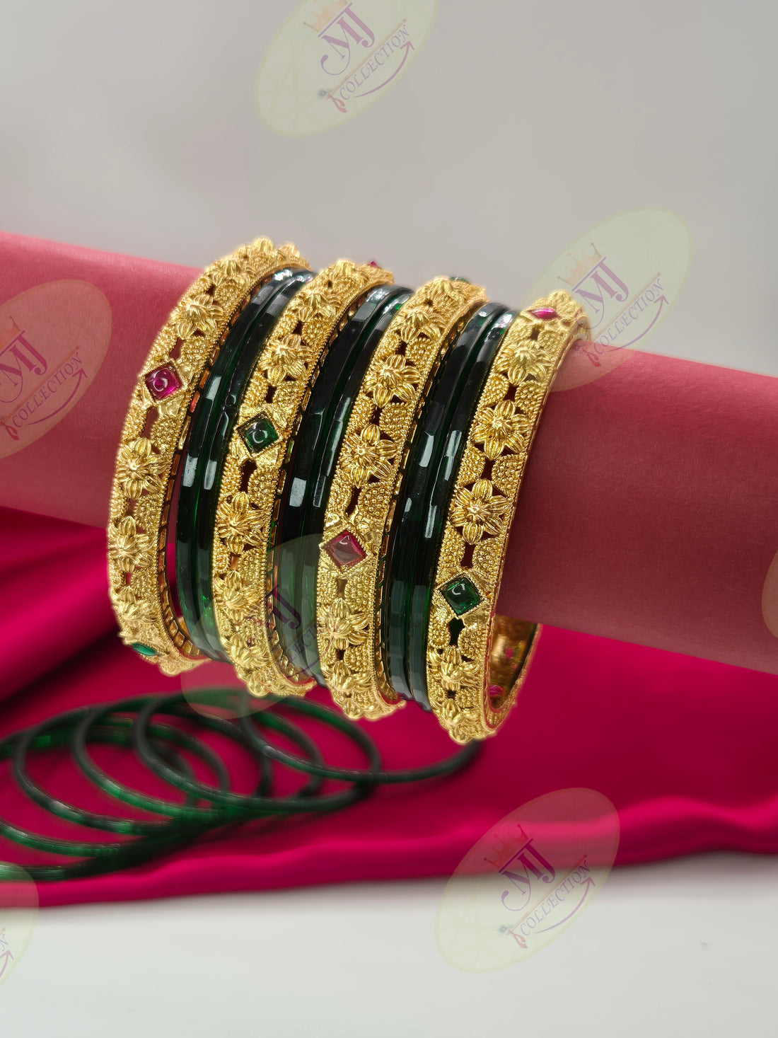 TRADITIONAL BANGLES 4