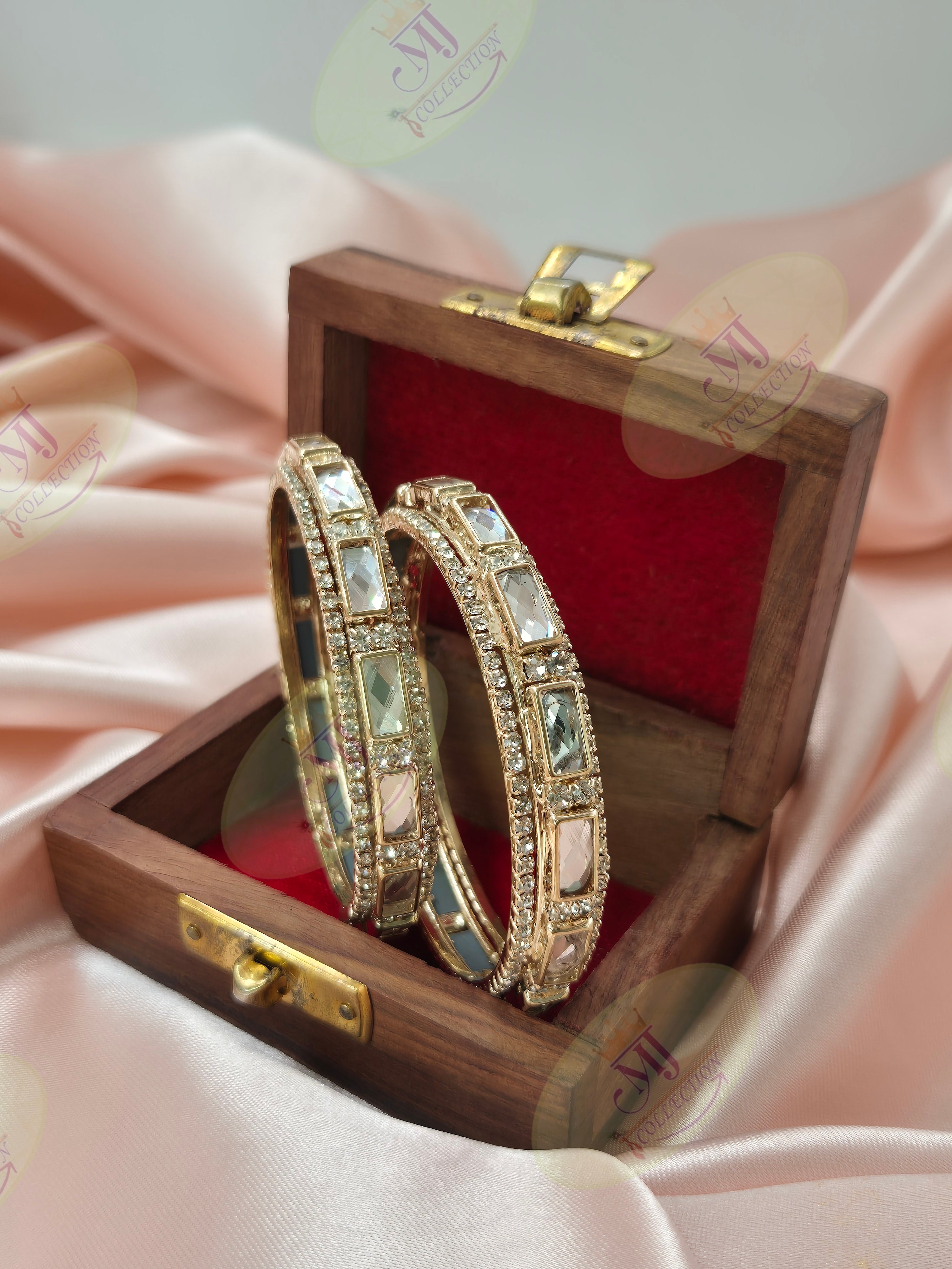 FANCY BANGLES 32