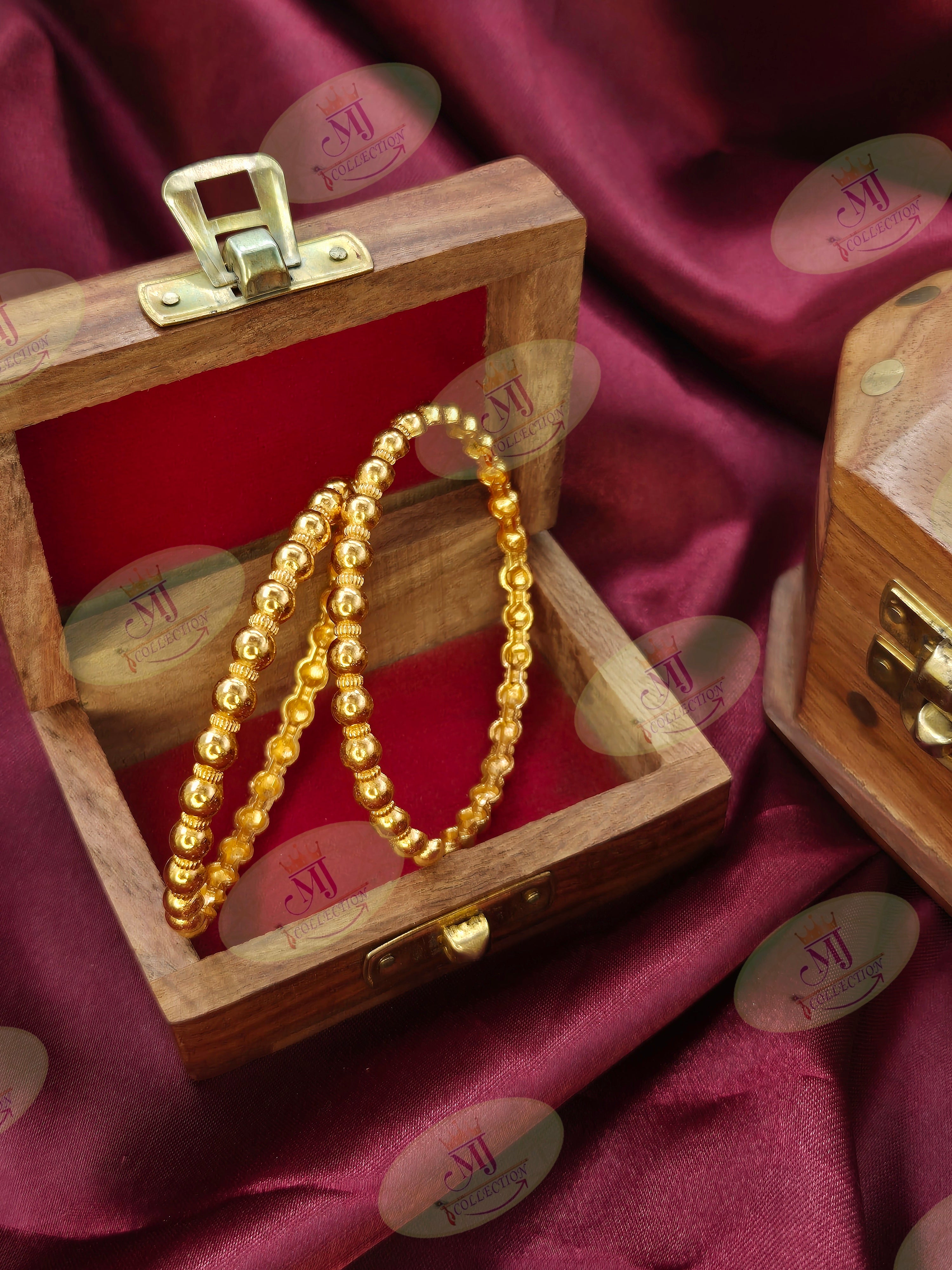 NITYA BANGLES
