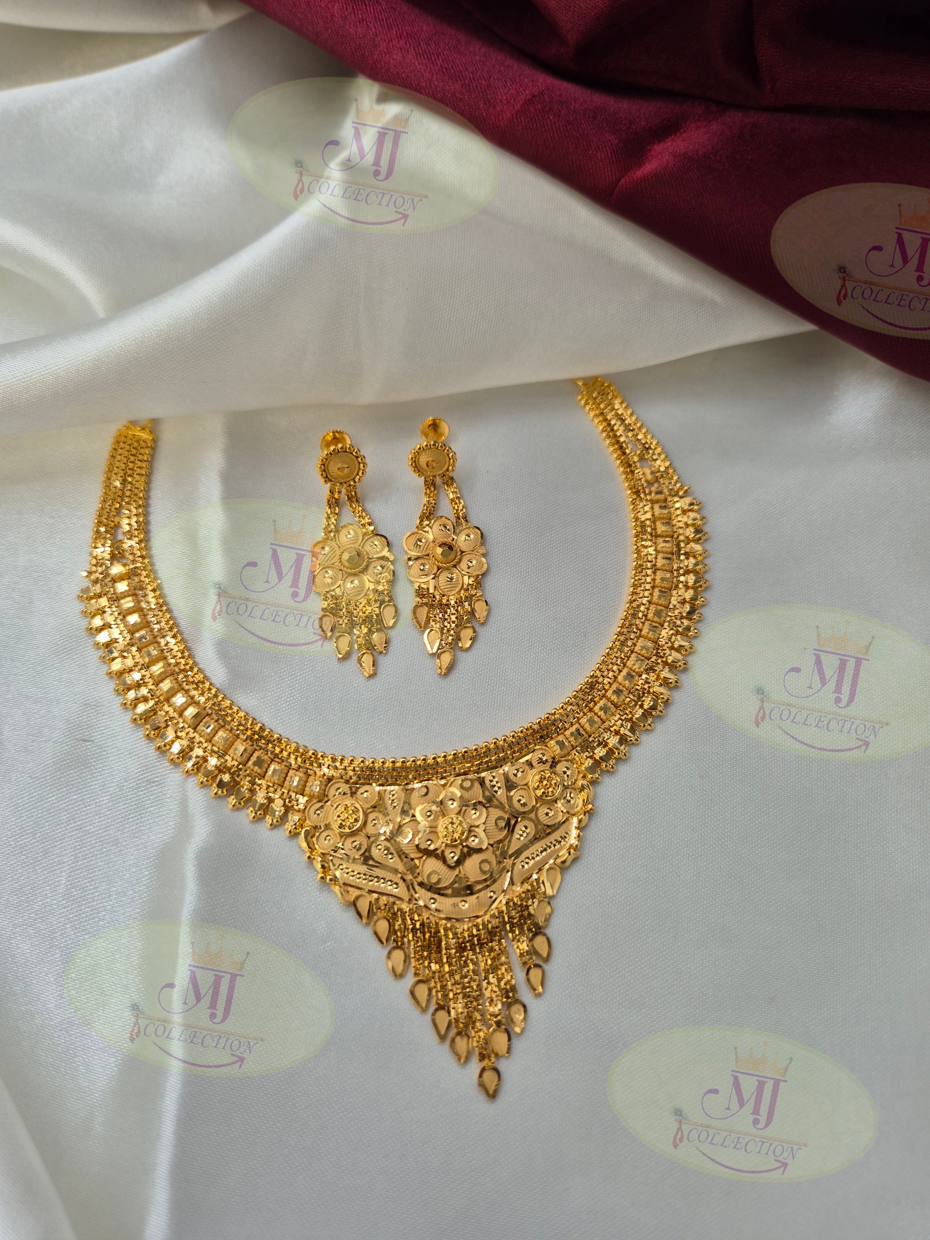PHOOLPARI NECKLACE