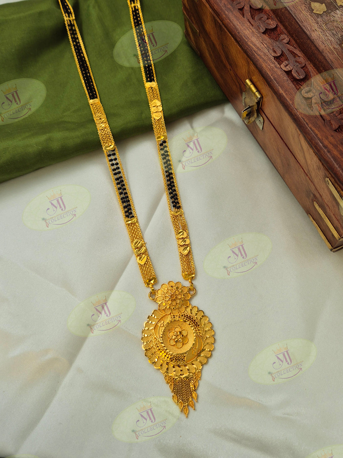KAMINI MANGALSUTRA