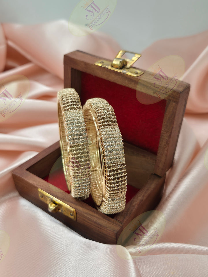 FANCY BANGLES 33