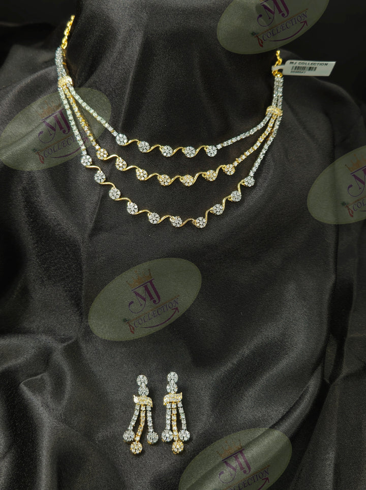 THREE LAYER DIAMOND NECKLACE