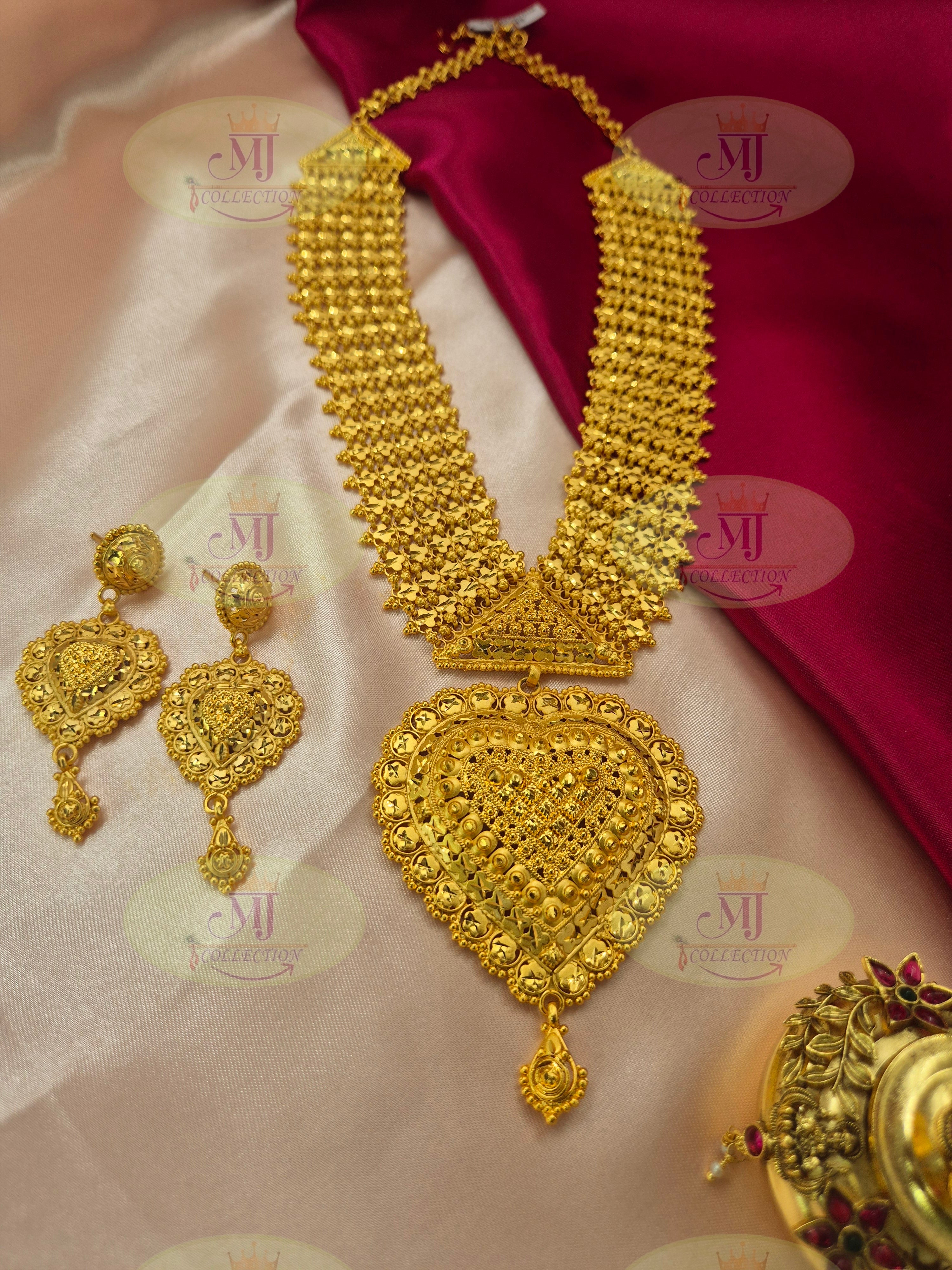 LONG CHANDAN HAAR 3