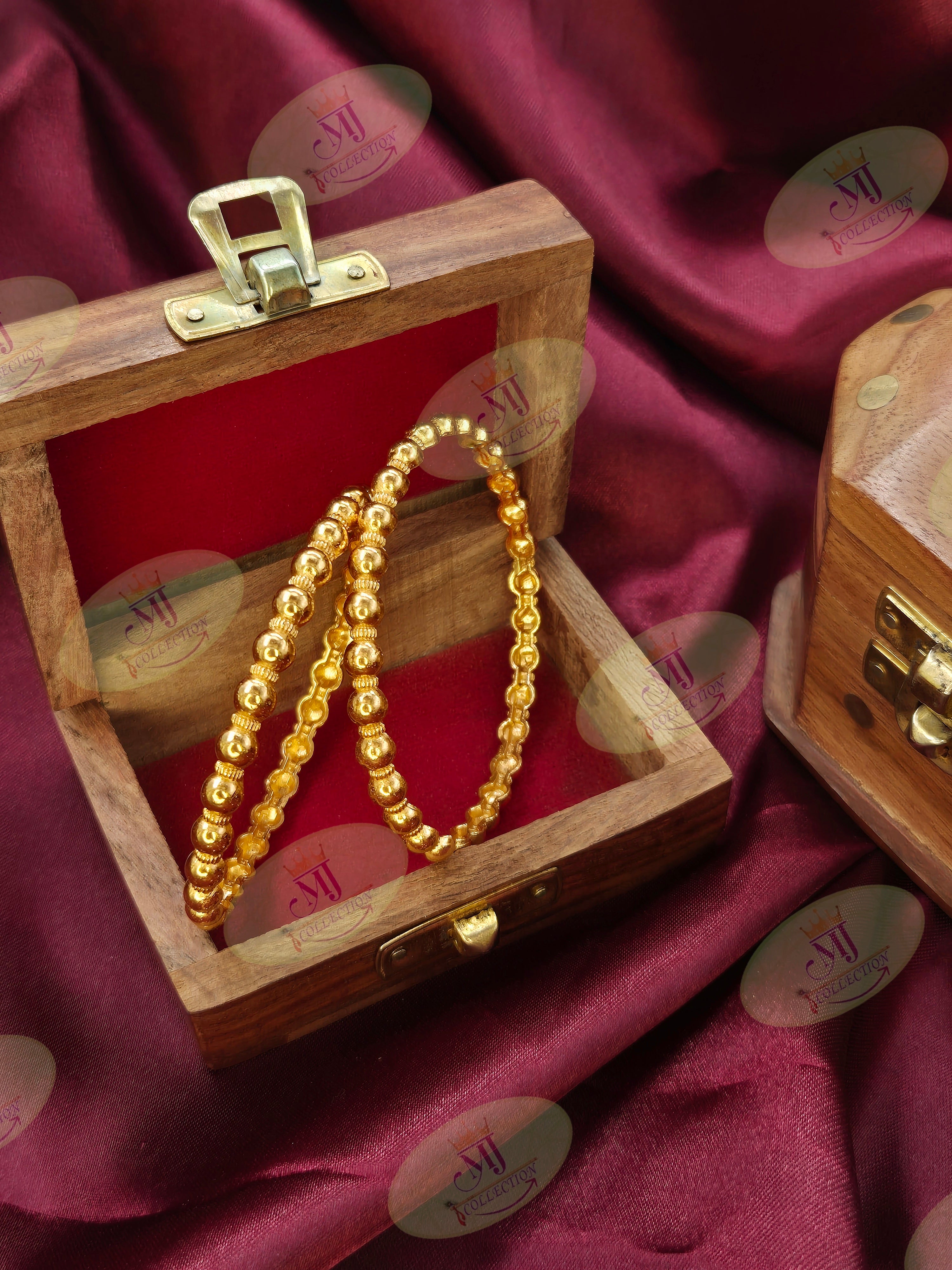 NITYA BANGLES